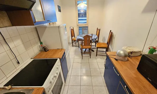 Недвижимость Трёхкомнатная квартира Зора: 3