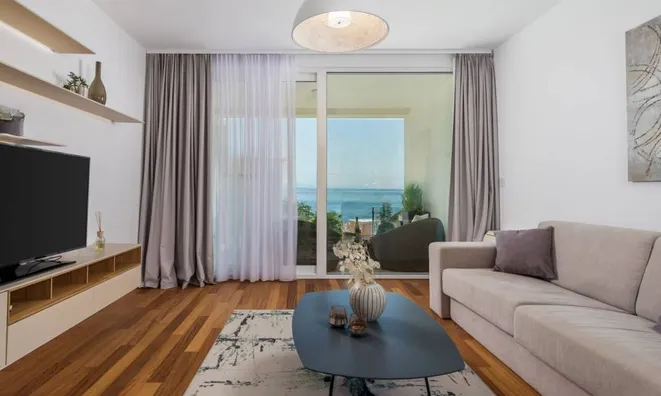 Недвижимость Трёхкомнатная квартира в Опатии: 3