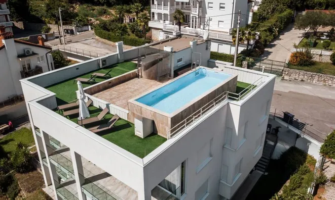 Недвижимость Трёхкомнатная квартира в Опатии: 15