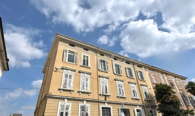 Недвижимость Трехкомнатная в центре Гориции: 3