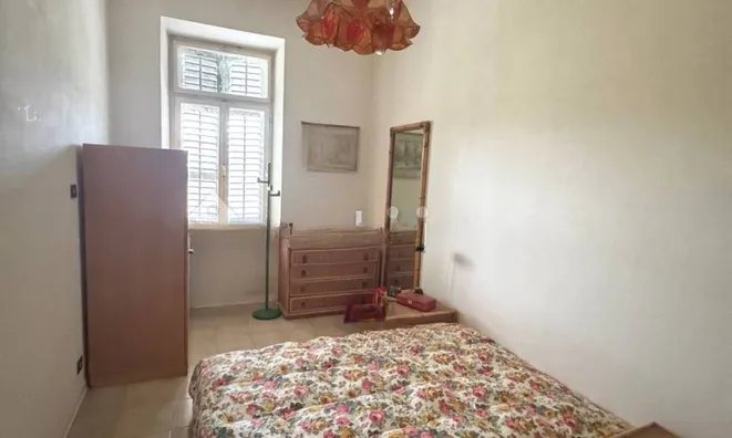 Недвижимость Трехкомнатная в центре Гориции: 10