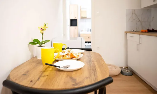 Недвижимость Квартира, гостинка Изола: 2