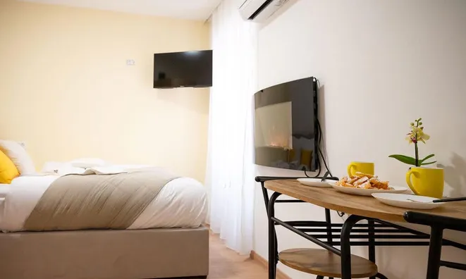 Недвижимость Квартира, гостинка Изола: 4