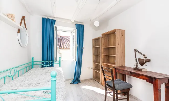 Недвижимость Четырёхкомнатная квартира в Пиране: 6