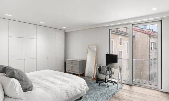 Недвижимость Duplex 8 rooms: 7