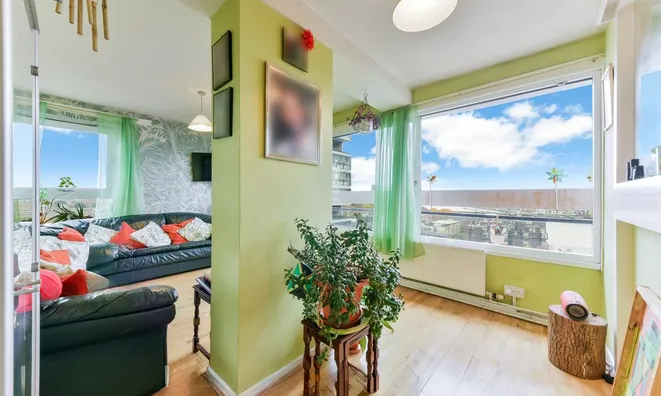 Недвижимость Battersea Church Road: 11