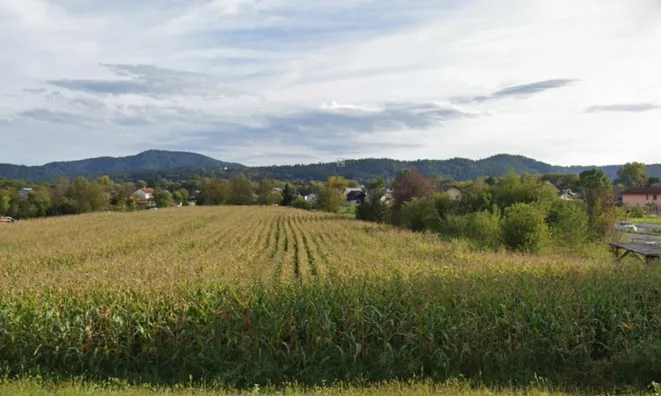 Недвижимость Земельный участок в районе Мосте, Любляна: 1