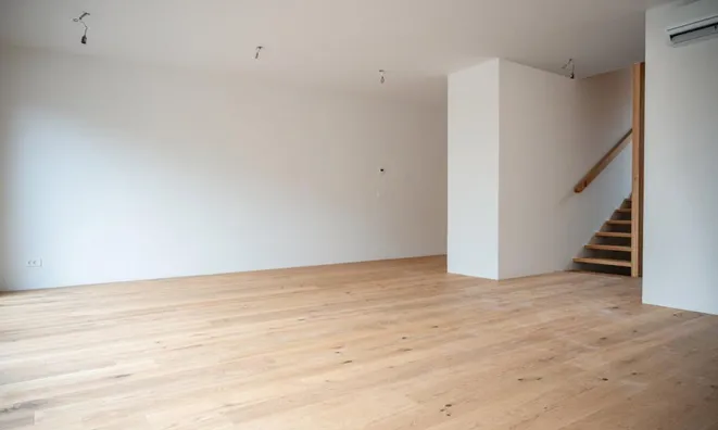 Недвижимость Дом с террасой Резиденция Озеро: 6