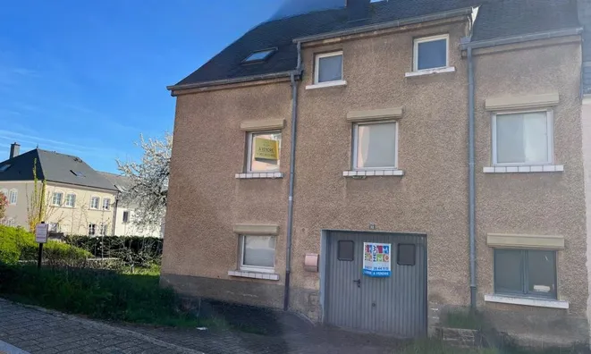 Недвижимость House for sale in Steinsel: 1