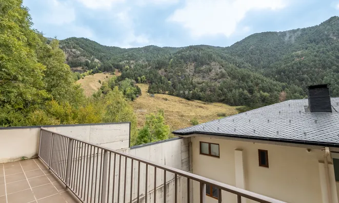 Недвижимость Apartment for sale in Arinsal, 2 bedrooms: 11