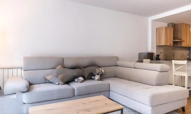 Недвижимость Apartment for sale in Arinsal, 2 bedrooms: 12