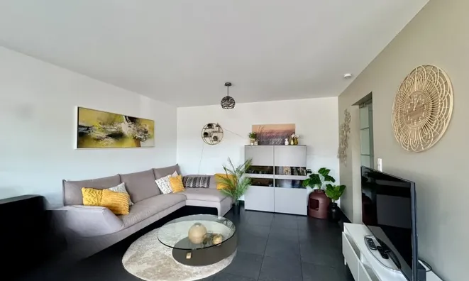 Недвижимость Duplex 2 bedrooms for sale in Hobscheid: 1