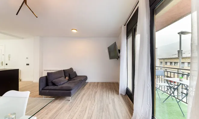 Недвижимость Apartment for sale in Encamp: 3