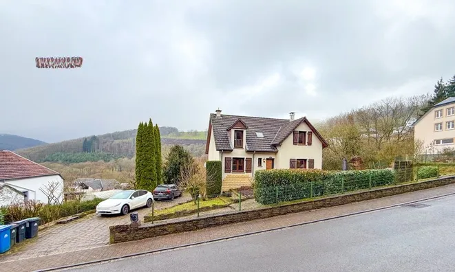 Недвижимость Detached house 4 bedrooms for sale in Lipperscheid: 1
