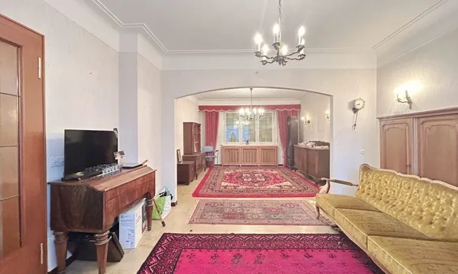 Недвижимость House 5 bedrooms for sale in Itzig: 2