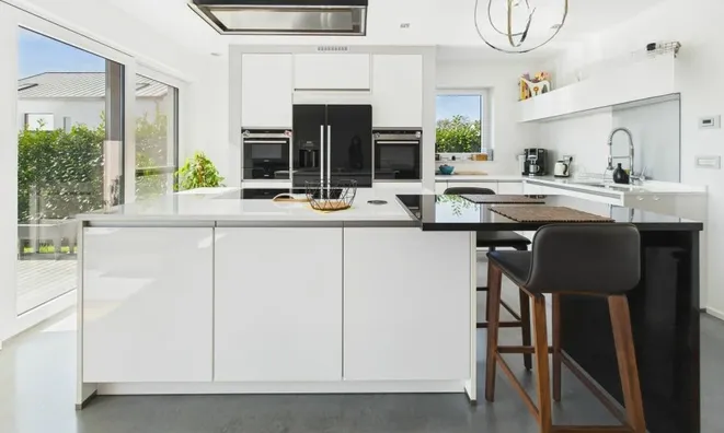 Недвижимость House 4 bedrooms for sale in Grosbous: 4