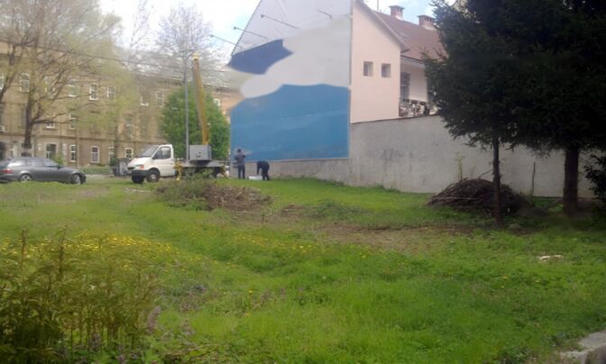 Участок, застройка Мирье, Тржашкой дорогой
