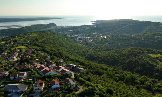Квартира на Малие 95D
