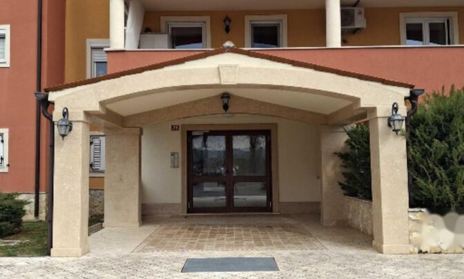 Трёхкомнатная квартира Хрпелье