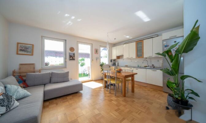 Квартира 2-комн Долги Мост