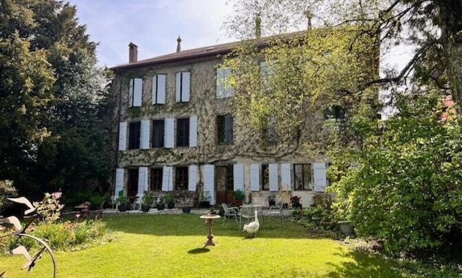 Single house 16 rooms