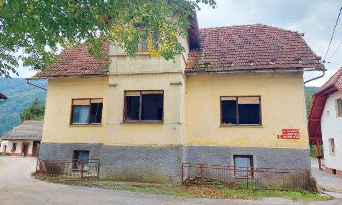 Дом, Села при Доленьских Топлицах