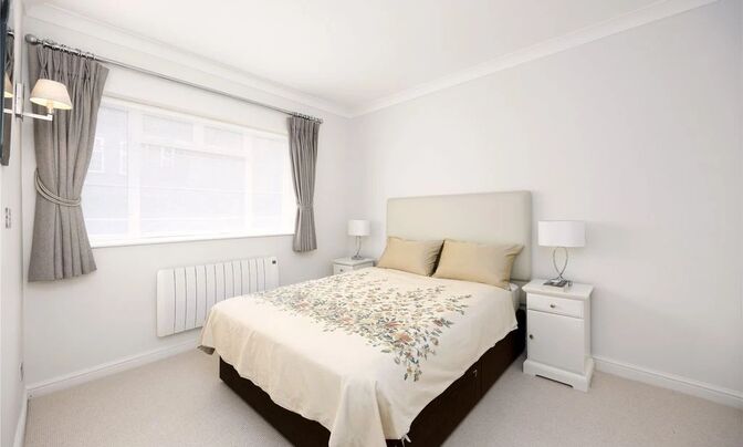 Thackeray Court, Elystan Place
