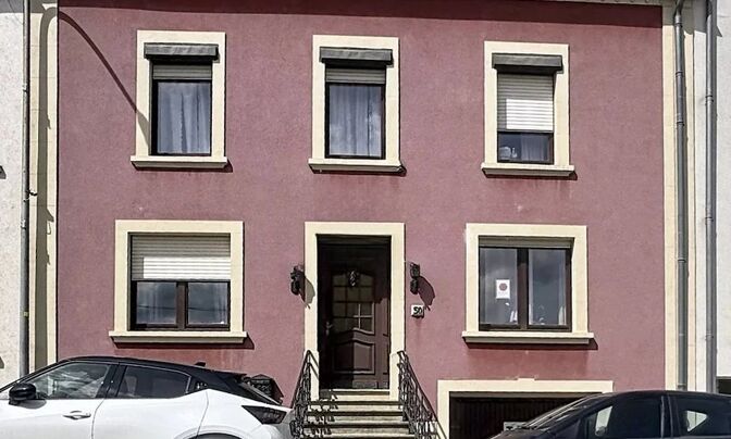 House 5 bedrooms for sale in Rodange