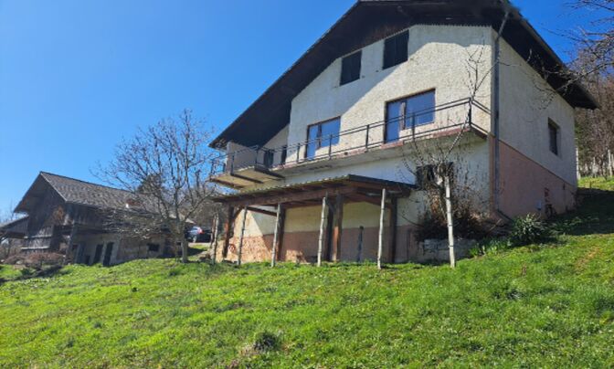 Усадьба, ферма Крайние холмы