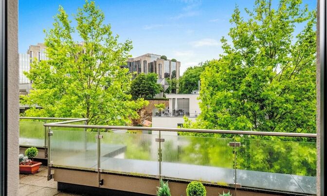 Penthouse 2 bedrooms for sale in Luxembourg-Hollerich