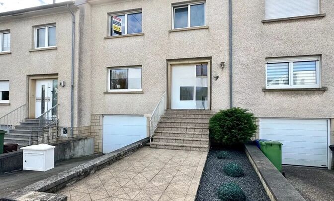 House 4 bedrooms for sale in Belvaux