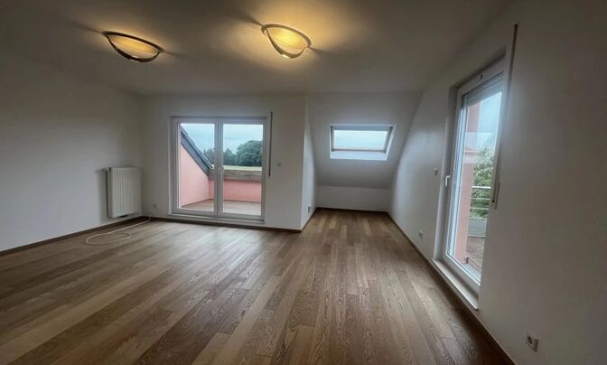 Apartment 3 bedrooms for sale in Hobscheid