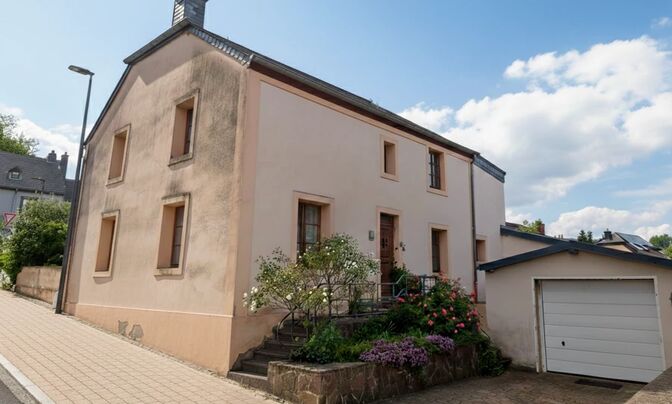 House 4 bedrooms for sale in Roodt-Sur-Syre