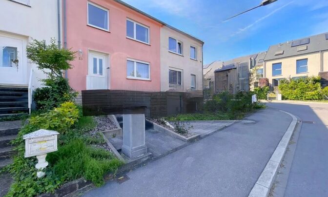 Detached house 4 bedrooms for sale in Luxembourg-Kirchberg