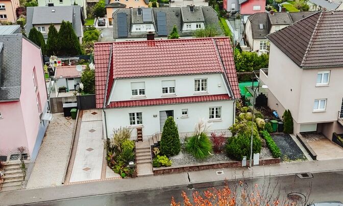 House 5 bedrooms for sale in Rodange