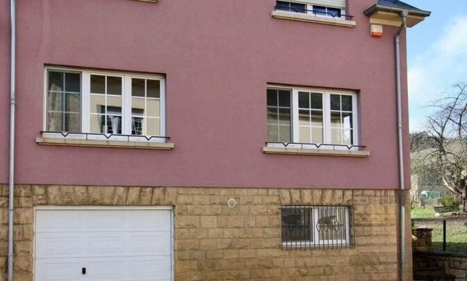 Semi-detached house 4 bedrooms for sale in Steinsel