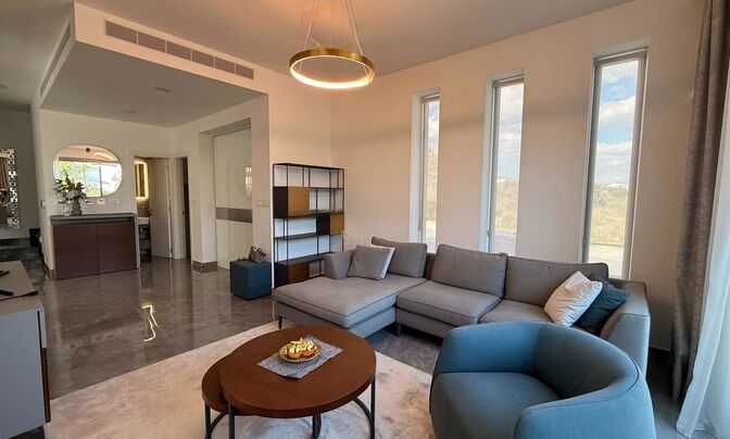 3+3 Bedroom Villa For sale in Agios Athanasios, Limassol