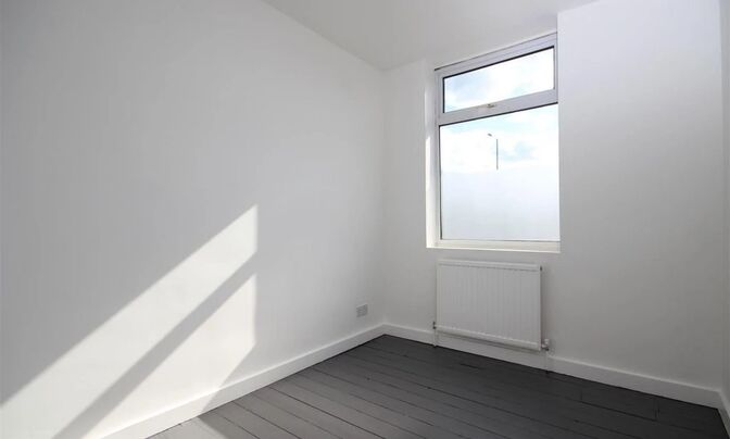 Western Avenue, Acton, 7
