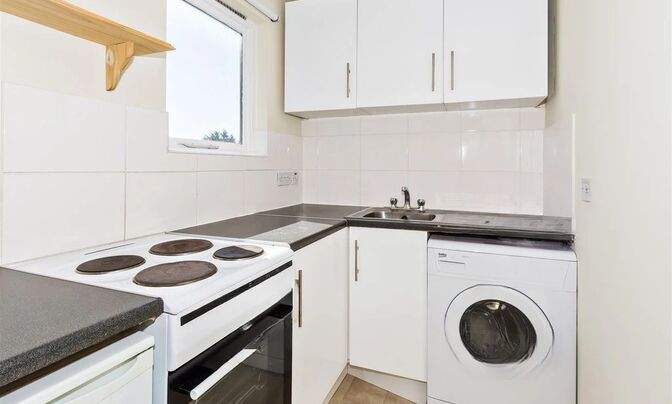 Coopers Close, Stepney Green