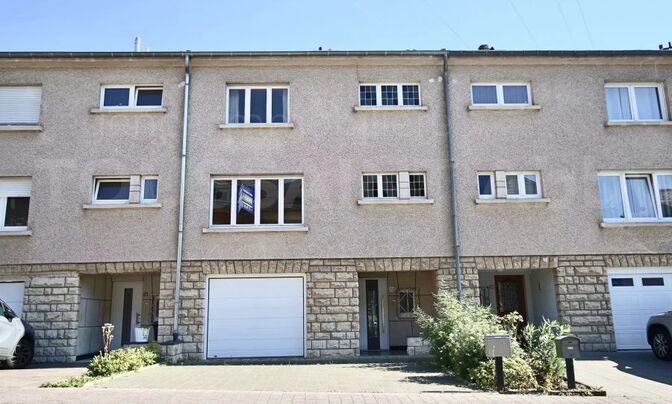 Detached house 3 bedrooms for sale in Helmsange
