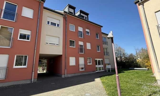 Duplex 3 bedrooms for sale in Larochette