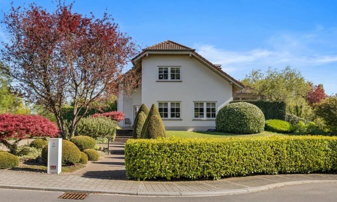 Villa 4 bedrooms for sale in Hesperange