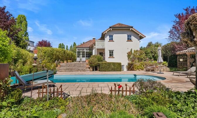 Detached house 4 bedrooms for sale in Luxembourg-Bonnevoie