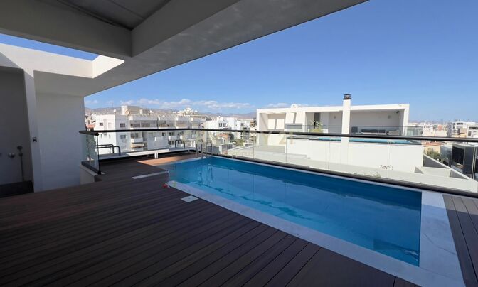 3 Bedroom Penthouse Apartment For sale in Mesa Geitonia, Limassol