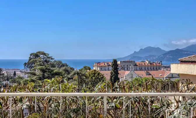 Villa République Cannes