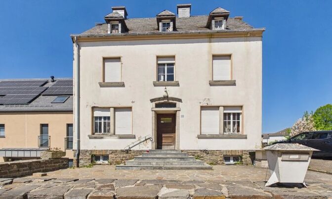 House 4 bedrooms for sale in Hosingen