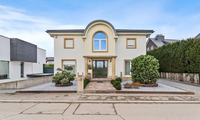 Villa 5 bedrooms for sale in Luxembourg-Bonnevoie