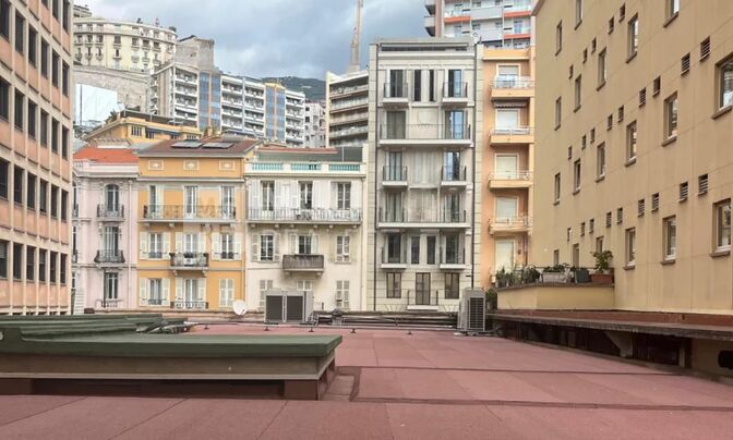 Apartment Monaco, Port