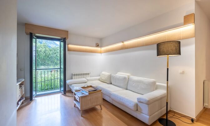 Apartment for sale in Llorts, 2 bedrooms