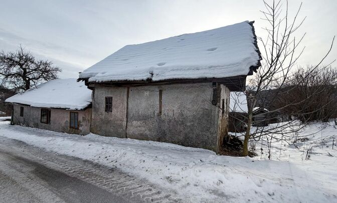 House, Pernitsa